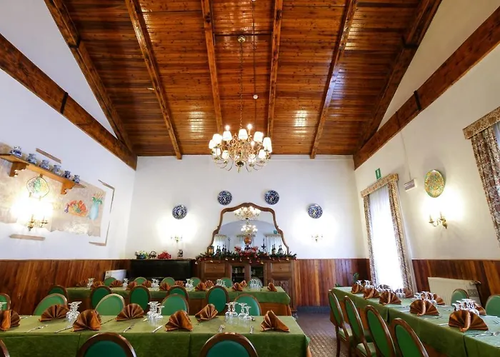 Ristorante La Nuova Fattoria Hotel 3*