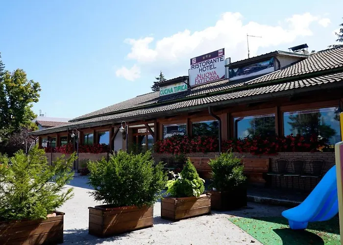 Otel Ristorante La Nuova Fattoria 3*